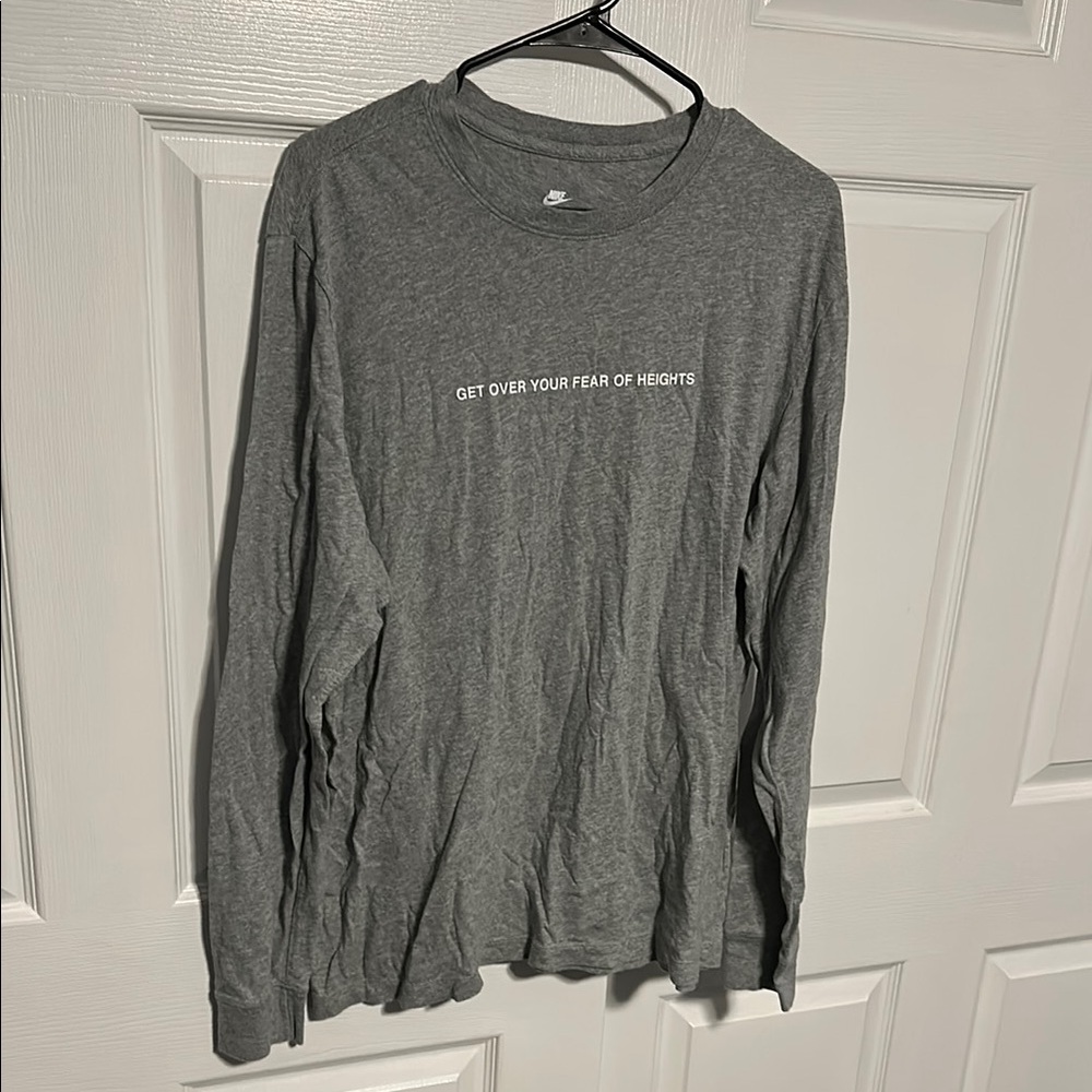 Nike Gray Long Sleeve Tee for Casual Comfort